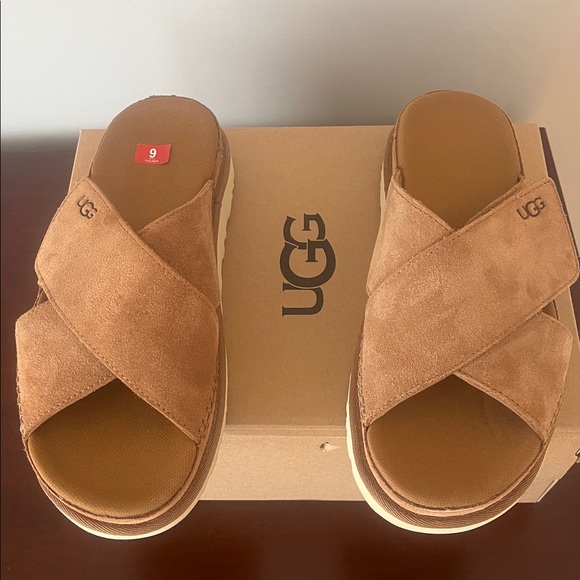 UGG golden star criss cross slide platform Tan Sandals - Picture 8 of 9